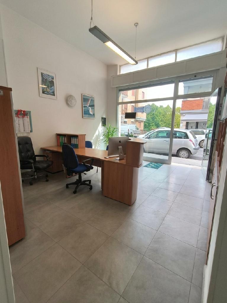 3979 LOCALE COMMERCIALE AFFITTO ASCOLI PICENO3